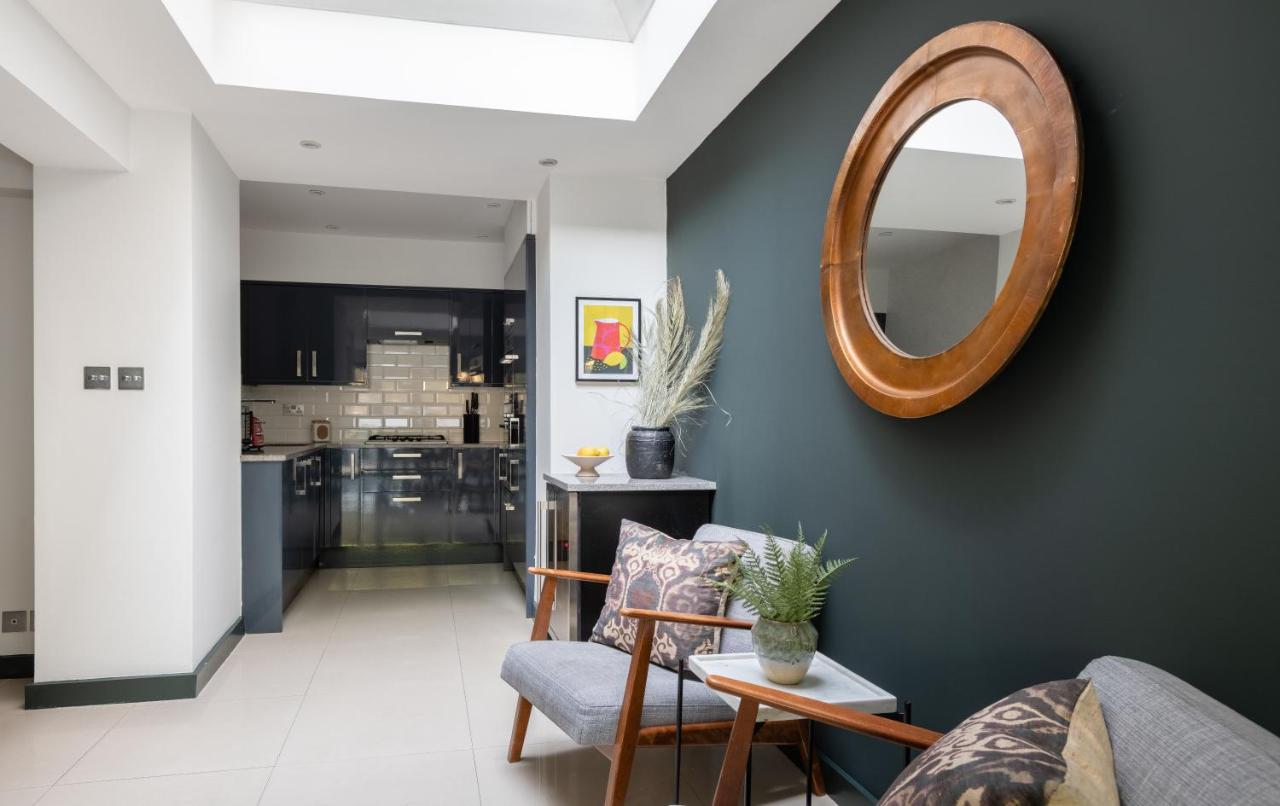 The Heart Of Shepherds Bush - Modern 2Bdr Apartment With Garden London Exterior photo